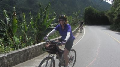 Cindy Richards Cycling on the  tour with redspokes