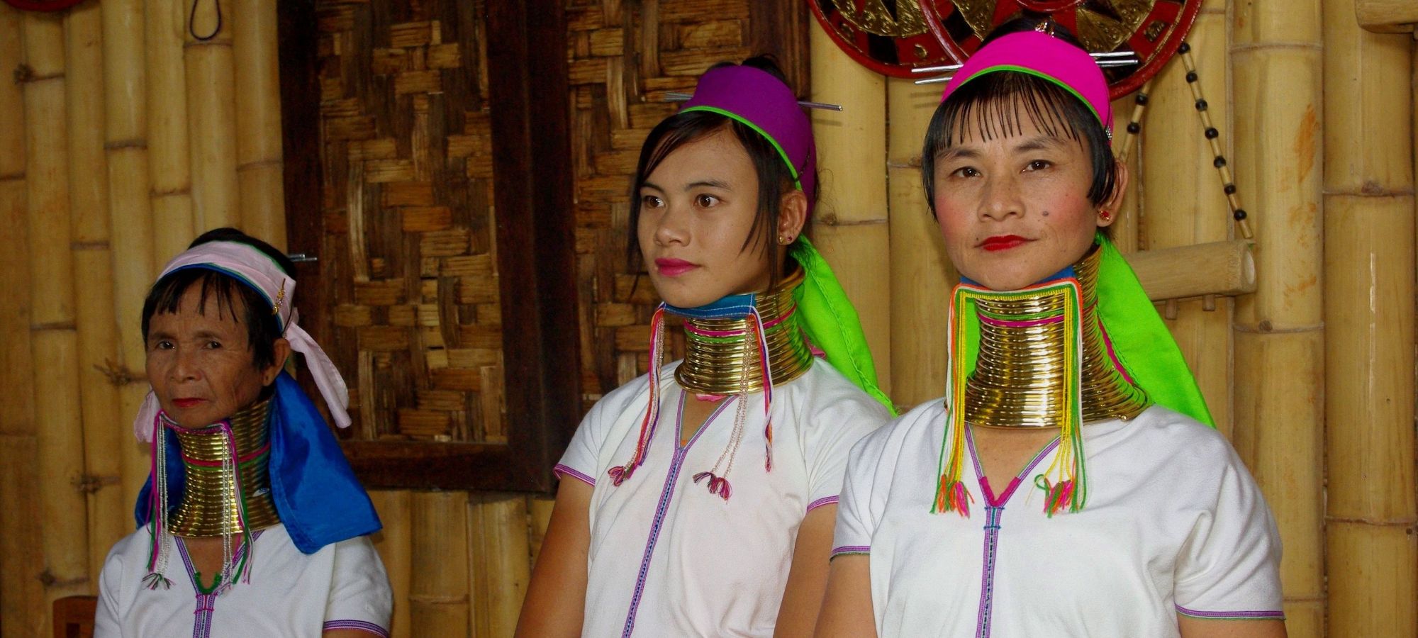 Long neck Padaung women, Inle Lake, Myanmar