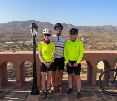 Jonas Barter and Mary Ann McKenna  Cycling on the  tour with redspokes