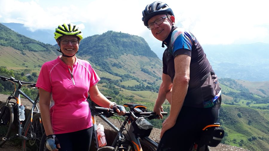 4 star review from Ross Prielipp & Annette Meier, High Halstow, England