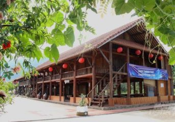Tinh Tuc