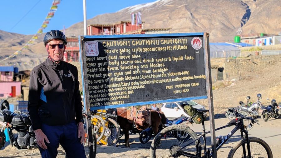 5 star review from Neil Luckett, Poole, Dorset, UK