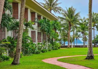 Pharadonphap Beach