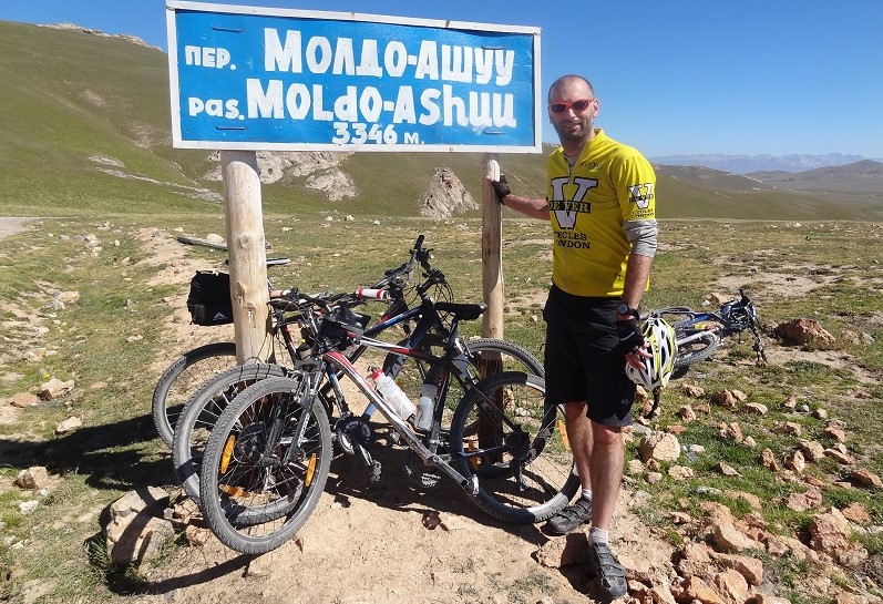 5 star review from Phil Hurcom, London, England, UK
